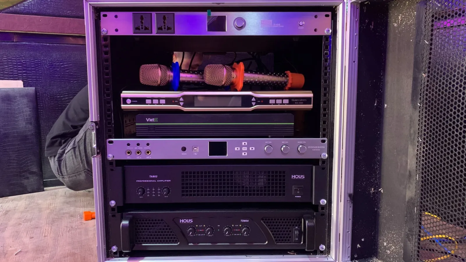 thiết bị âm thanh 