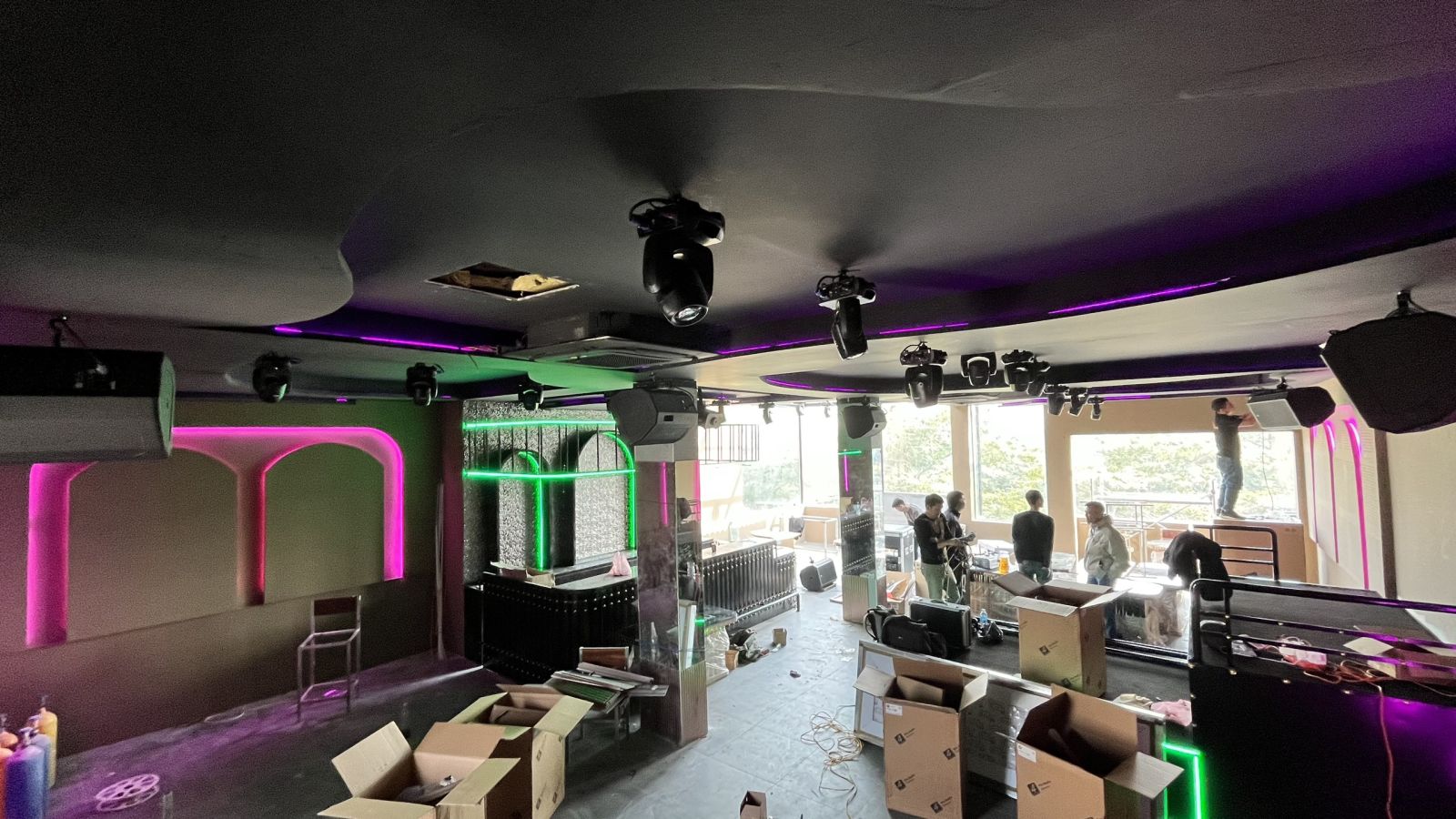 Lắp đặt hệ thống âm thanh 4Acoustic 112K cho quán bar – beer club tại Hà Nội