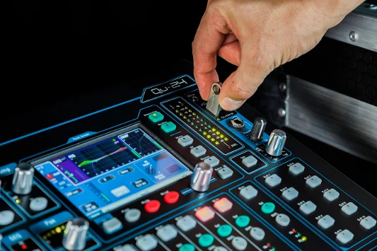 giao diện allen heath qu32